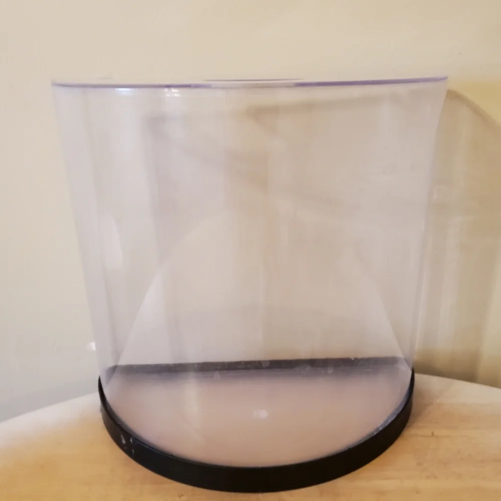 Teatra 3 gallon tank with accessories